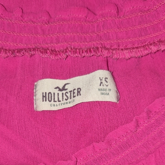 Hollister Fuchsia Ruffle Blouse - Picture 2 of 2